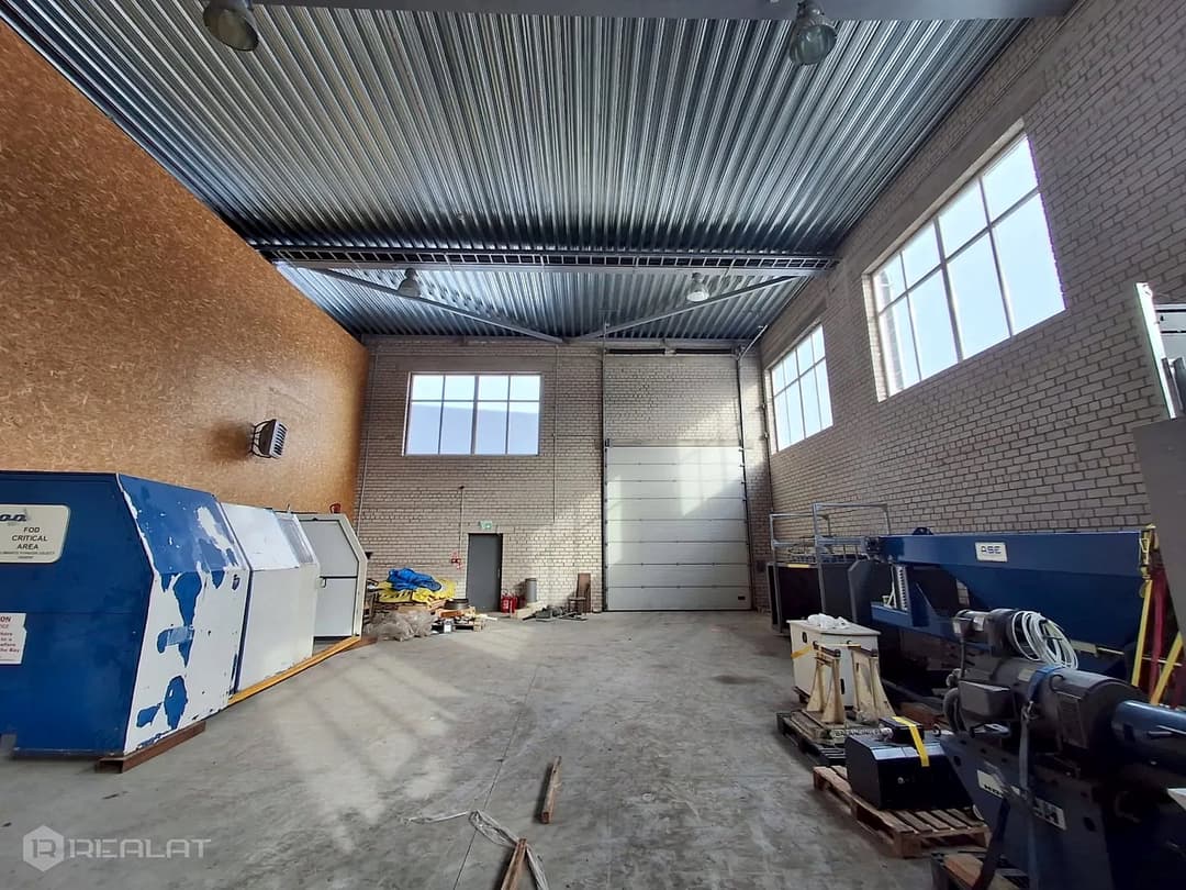 2-ist. Telpas, 614.00㎡ - Rīga, Šampēteris-Pleskodāle — bilde 2