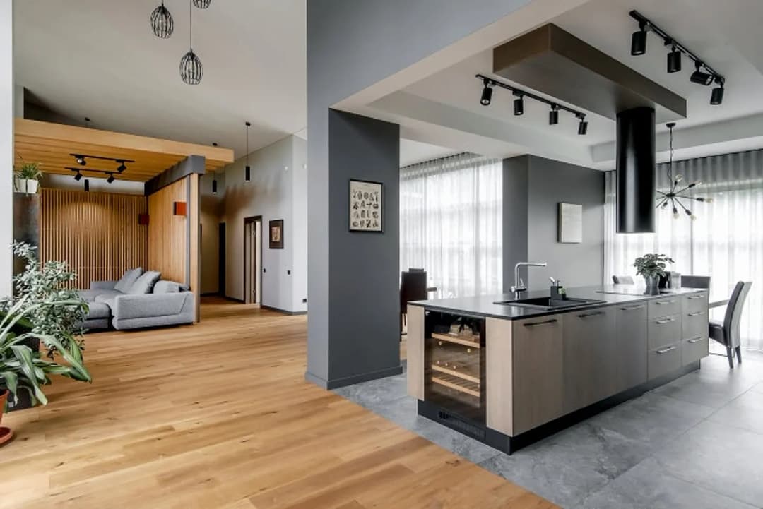 Brīnišķīga pērle Lielupes krastā! Īpšuma sastāvā ir moderna un eleganta dzīvojamā — bilde 2