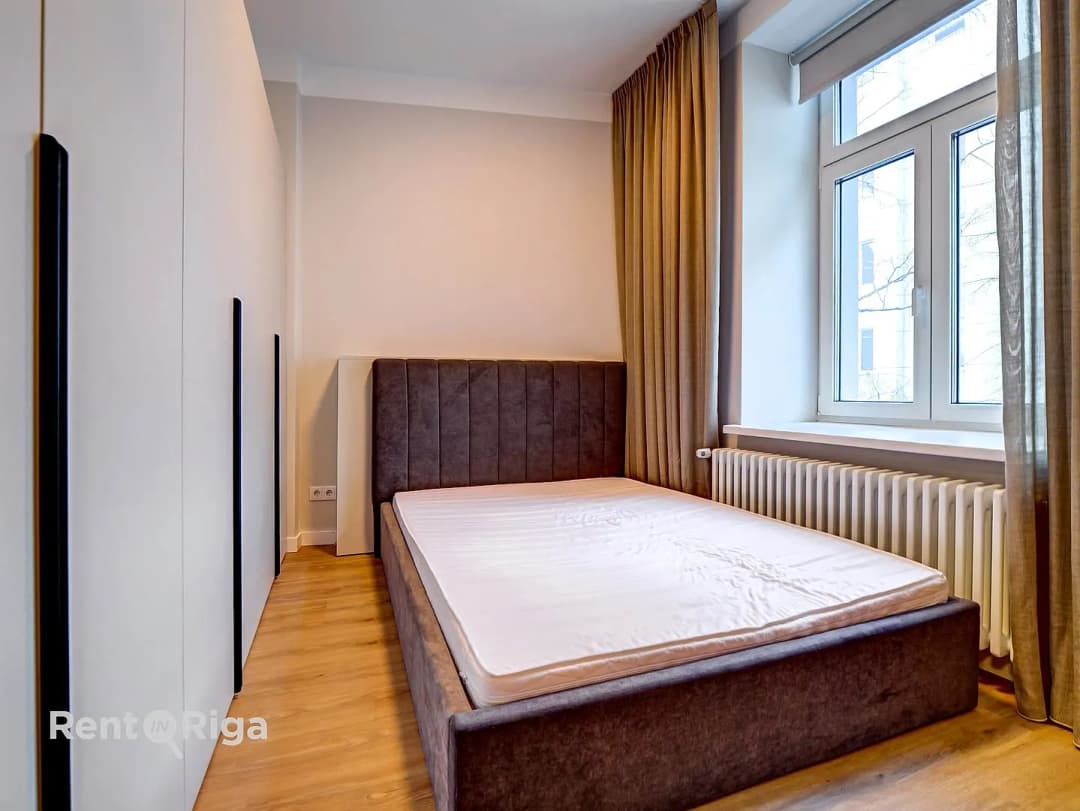 Valdemāra 61, Centrs — vēl bildes