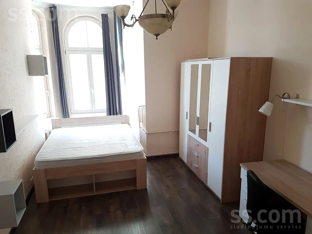 4 istabu dzīvoklis — Brīvības 110 — bilde 2