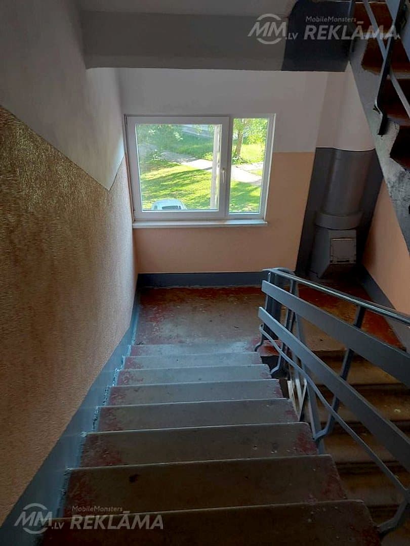 Dzīvoklis Jūrmalā, Kauguros, 33 м², 2 ist., 3 stāvs. — bilde 2