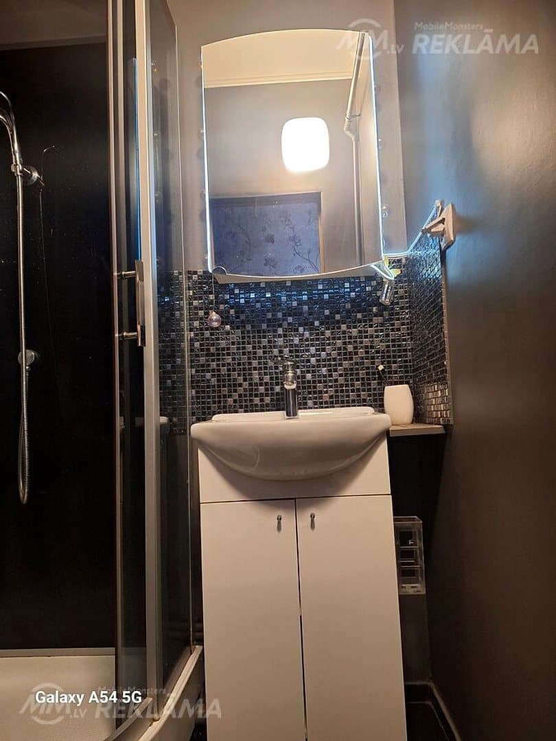 Dzīvoklis Jūrmalā, Kauguros, 31 м², 1 ist., 5 stāvs. — bilde 4