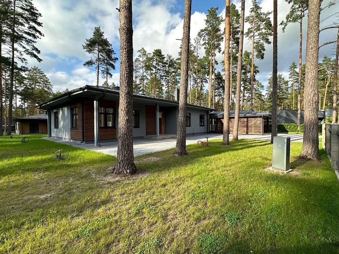 4-ist. Māja, 253㎡ - Ropažu novads