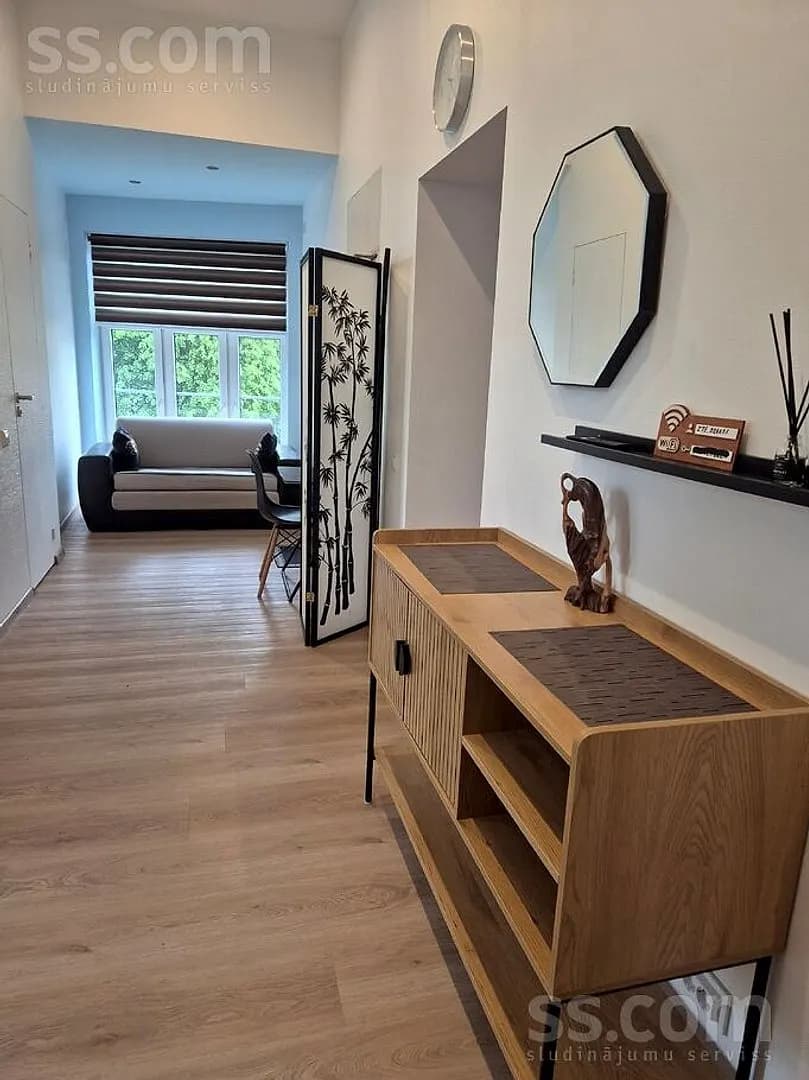 Vienistabas dzīvoklis — Republikas 17 — bilde 2
