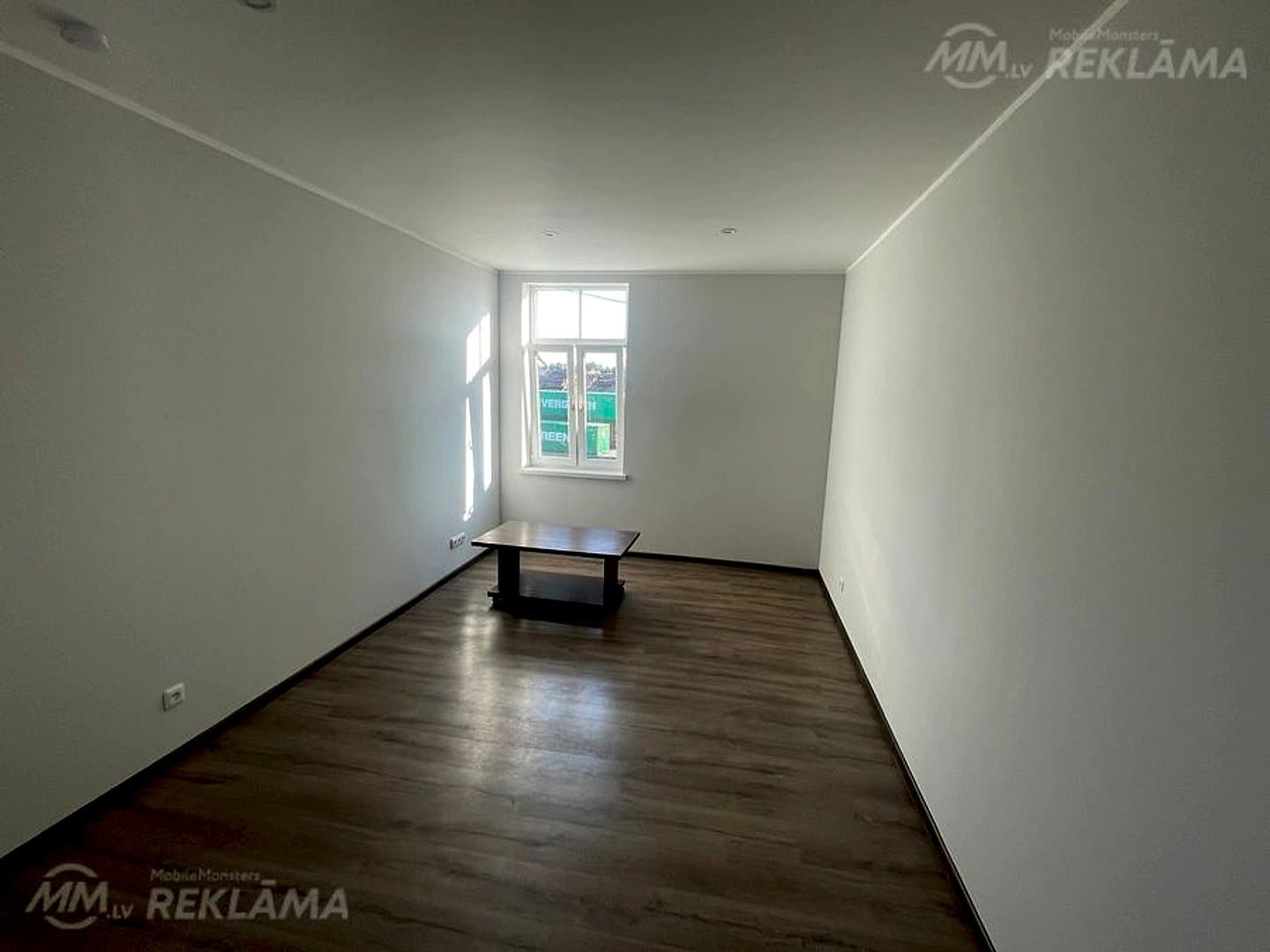 Dzīvoklis Rīgā, Sarkandaugavā, 24 м², - ist., 2 stāvs.