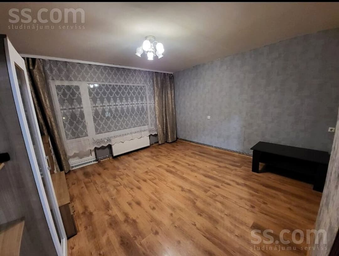 Divistabu dzīvoklis — Celtnieku iela 40 — bilde 3