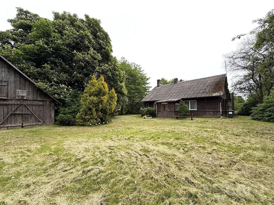 Māja — Jaunmuižas iela 13