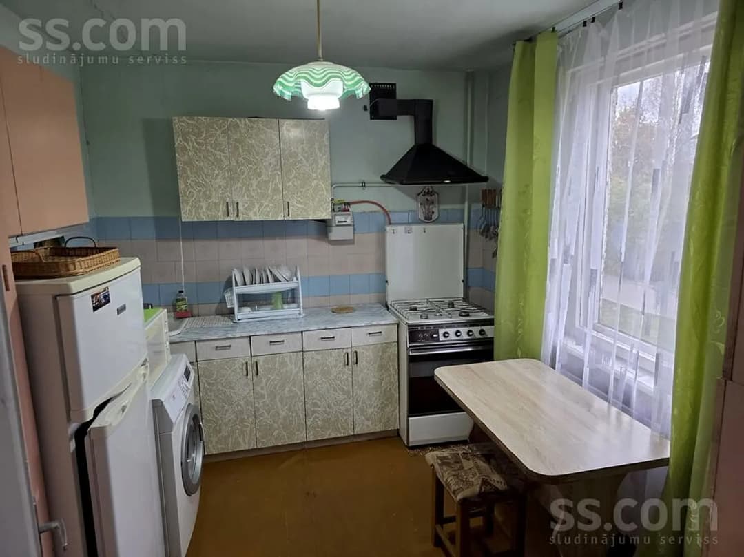 Divistabu dzīvoklis — Raiņa 62 a