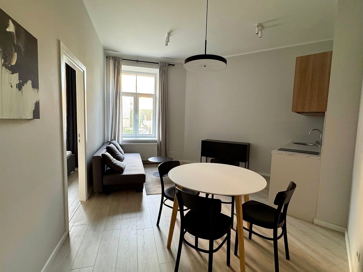 Elizabetes 89, Centrs