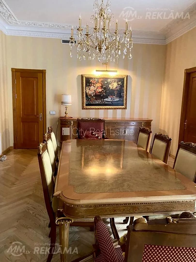 Dzīvoklis Rīgā, Centrā, 236 м², 5 ist., 3 stāvs — bilde 2