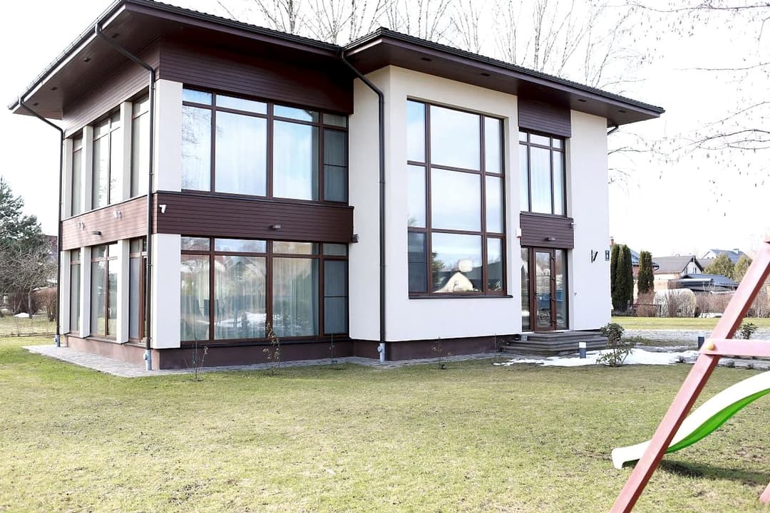 5-ist. Māja, 200㎡ - Garkalnes pagasts, Bukulti