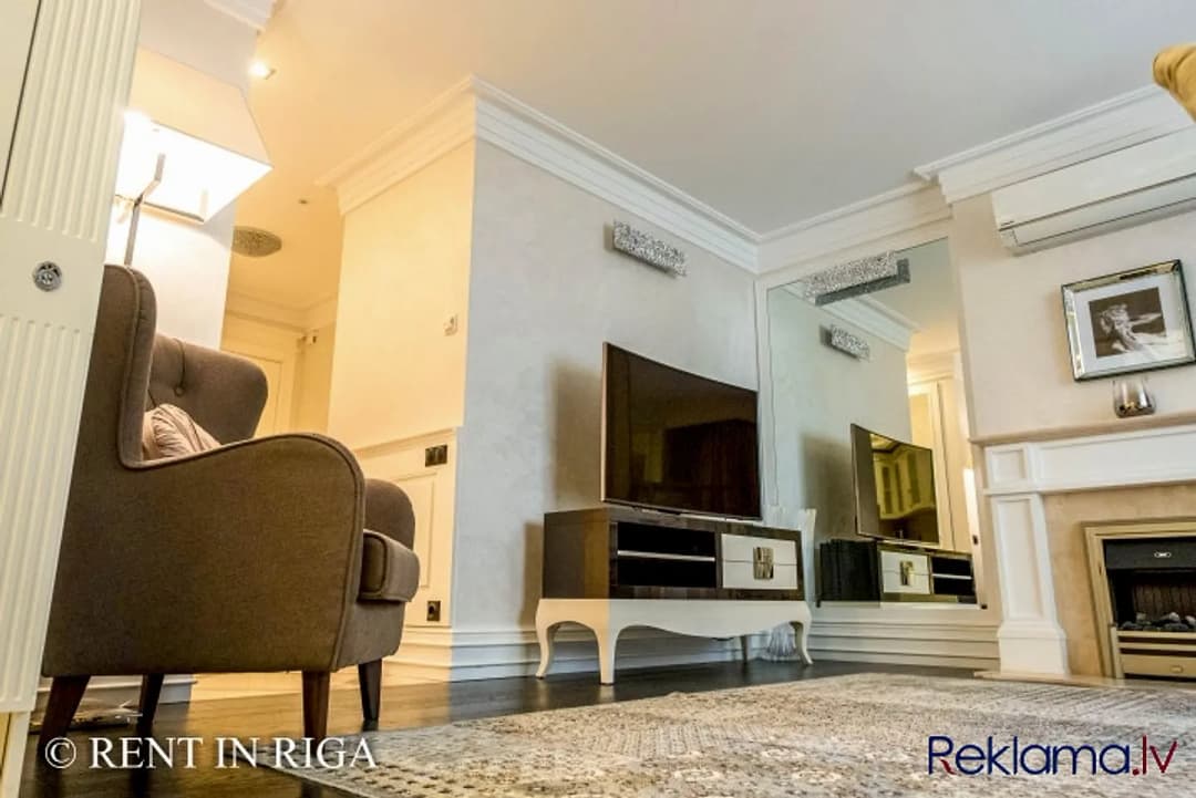 Izīrē 2-istabu dzīvokli elitārajā kompleksā Aleksandra Apartment. Dzīvoklis sastāv no — bilde 4