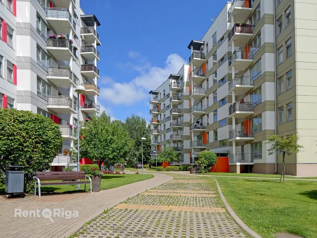 Slokas iela 130A, Imanta