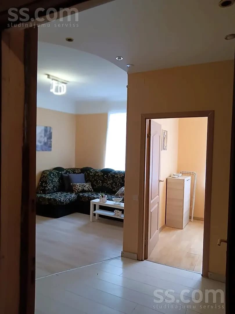 Divistabu dzīvoklis — Pērnavas 39