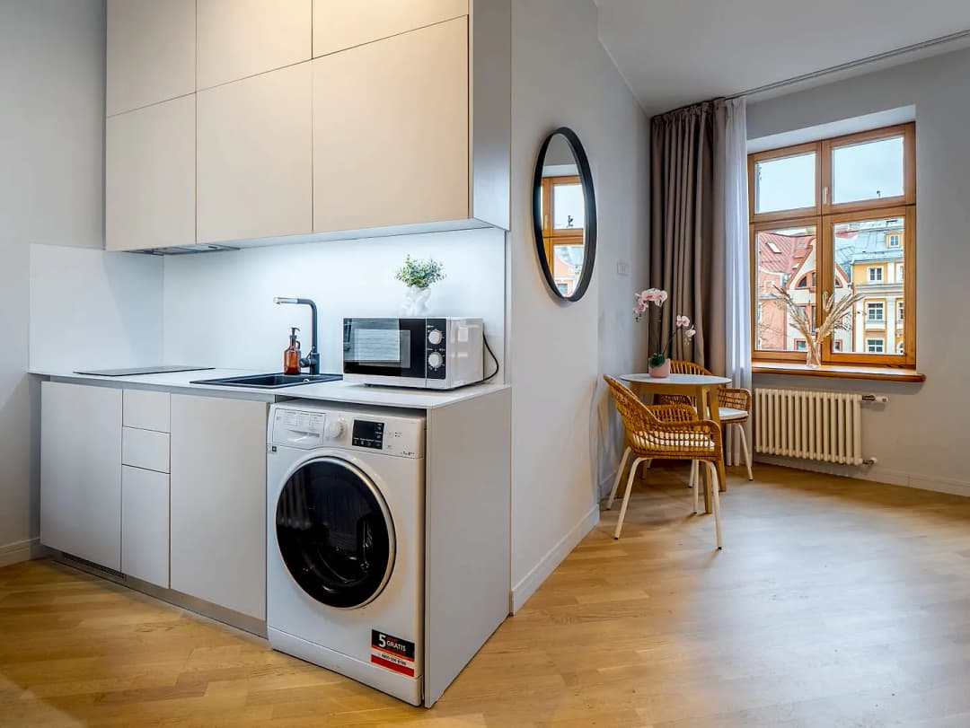 Šķūņu 6, Centrs — vēl bildes