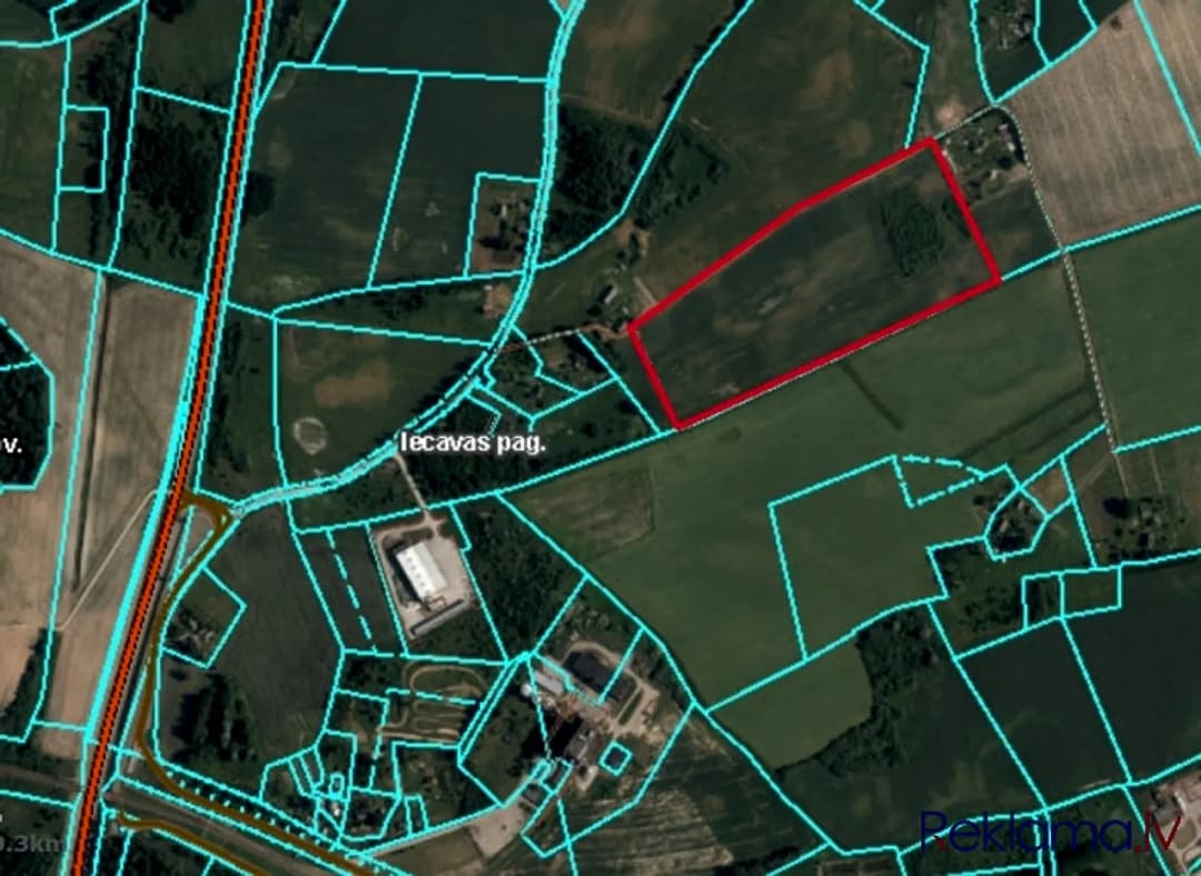 Pārdod 8.35 ha zemi rūpnieciskās apbūves teritorijā (R2). Īpašums atrodas Bauskas raj.-