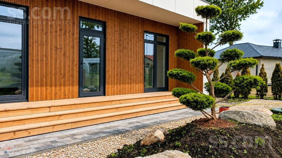 Māja — Priekuļu 10