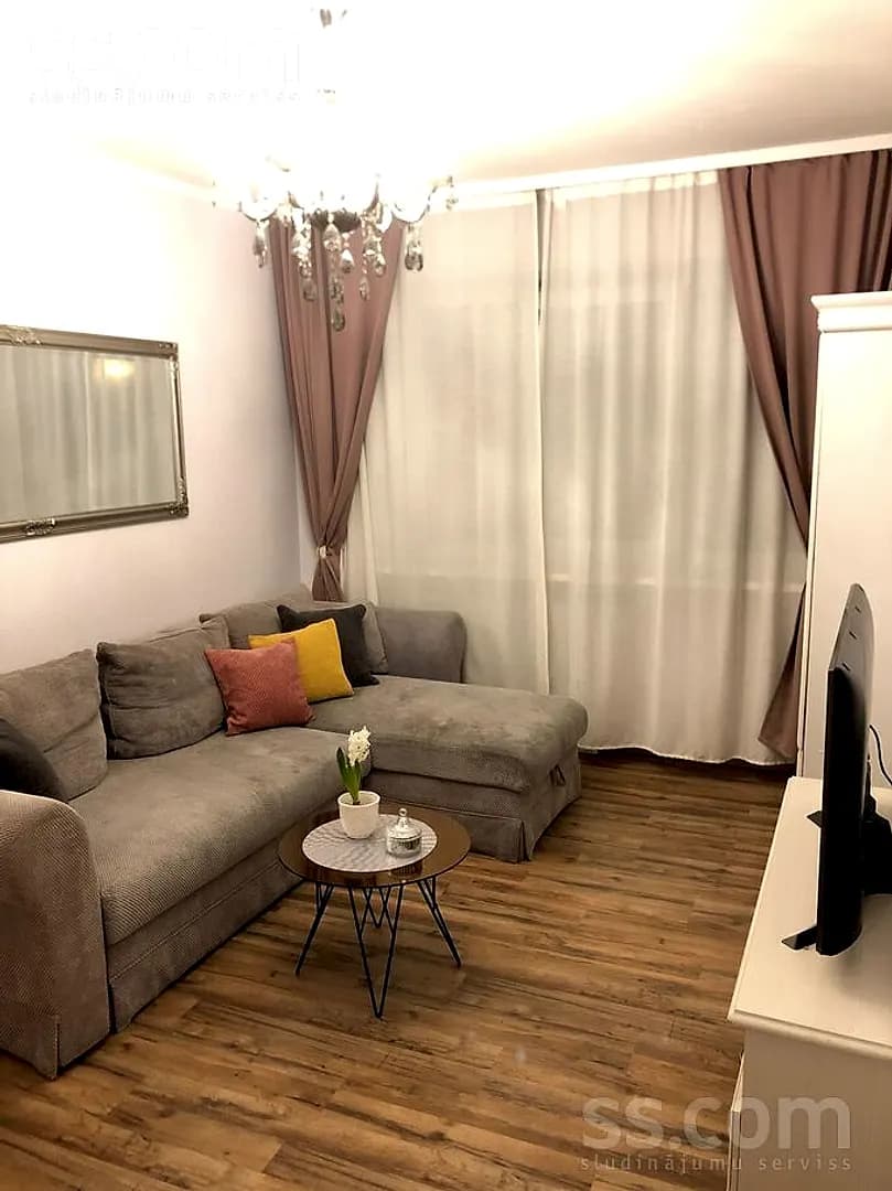 Divistabu dzīvoklis — Hospitāļu 37 — bilde 3