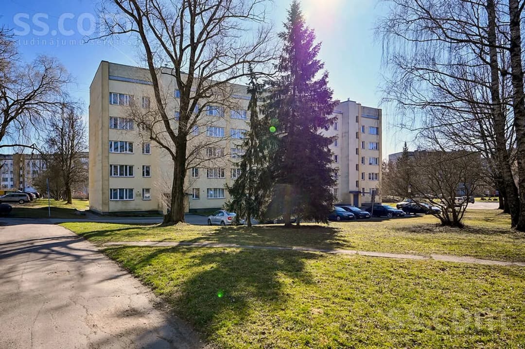 Trīsistabu dzīvoklis — Dienvidu iela 3 k-2