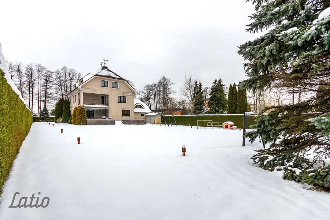 Pārdod plašu, kvalitatīvi būvētu un pilnībā aprīkotu trīs stāvu māju ar pārdomātu — bilde 4