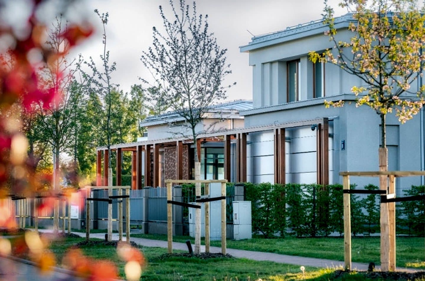 Pārdošanā 4 guļamistabu māja "Villa Helenia" projektā "Mežaparka Rezidences"- Ķelnes ielā — bilde 2