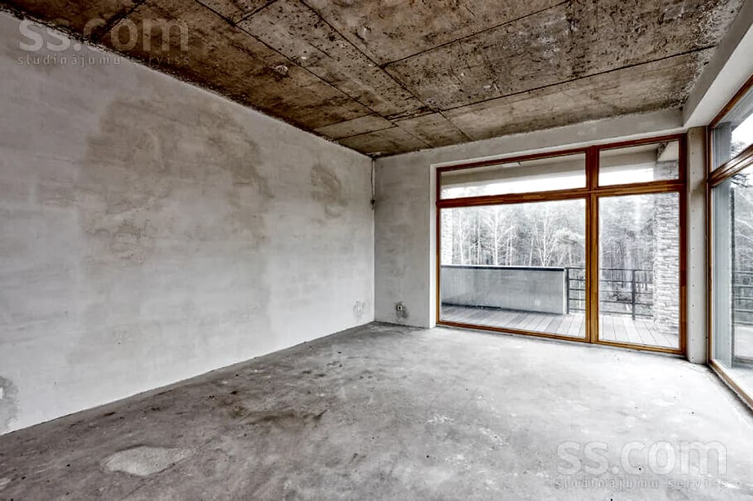 6 istabu dzīvoklis — Rīgas iela 49 — bilde 2