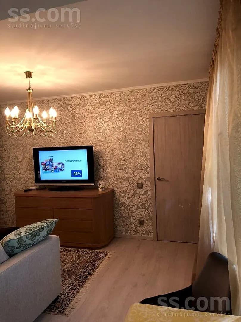 Divistabu dzīvoklis — Stirnu 13b — vēl bildes