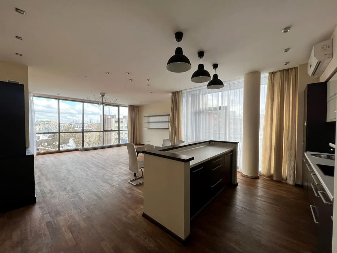 4-ist. Dzīvoklis, 215.04㎡ - Rīga, Centrs — bilde 2