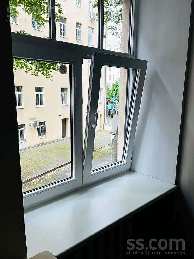 Divistabu dzīvoklis — Bruņinieku 12 — vēl bildes