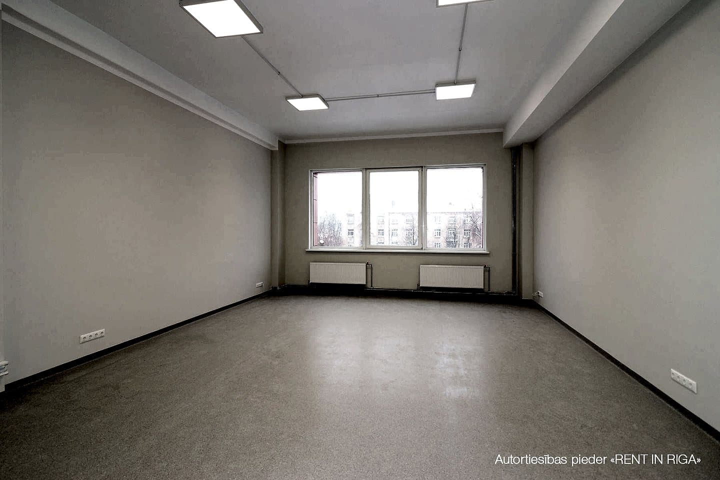 Brīvības gatve 403, Jugla — bilde 2