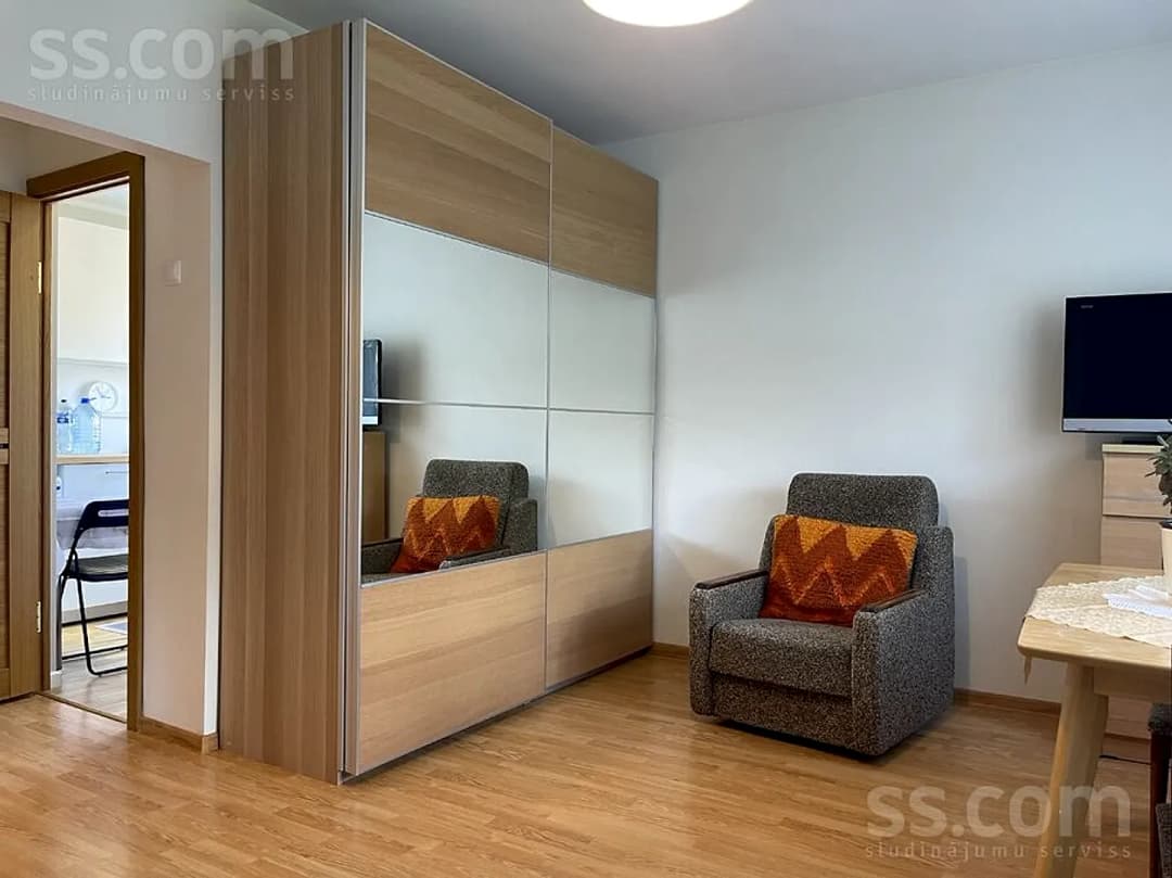 Vienistabas dzīvoklis — Raunas 22a
