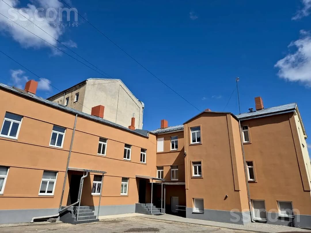 Divistabu dzīvoklis — Tallinas 96-4