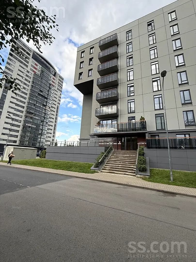 Trīsistabu dzīvoklis — Grostonas 21 — bilde 2