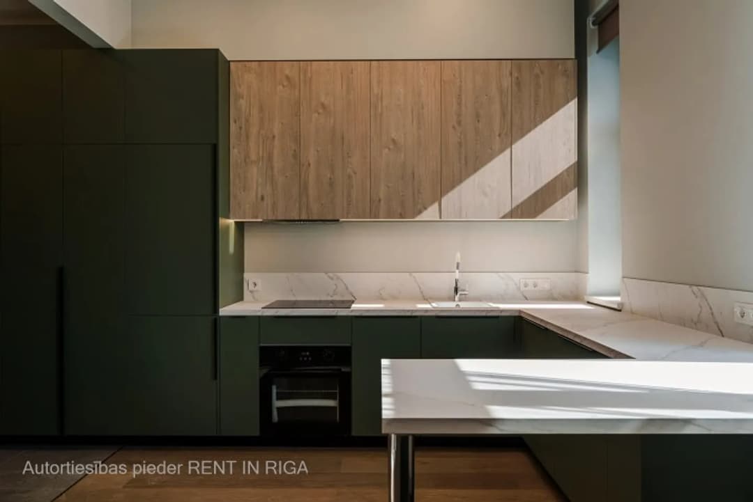 Lieliska iespēja nopirkt dzīvokli renovētajā projektā Agenskalnā. Lieliskā lokācija un