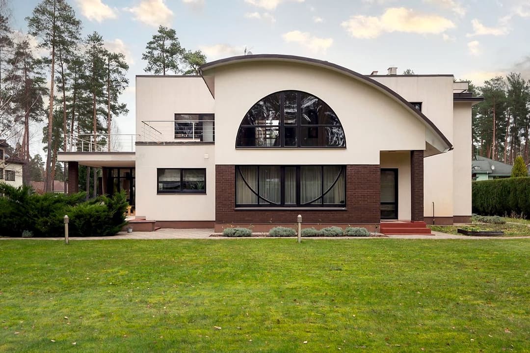 5-ist. Māja, 478㎡ - Ropažu novads — vēl bildes