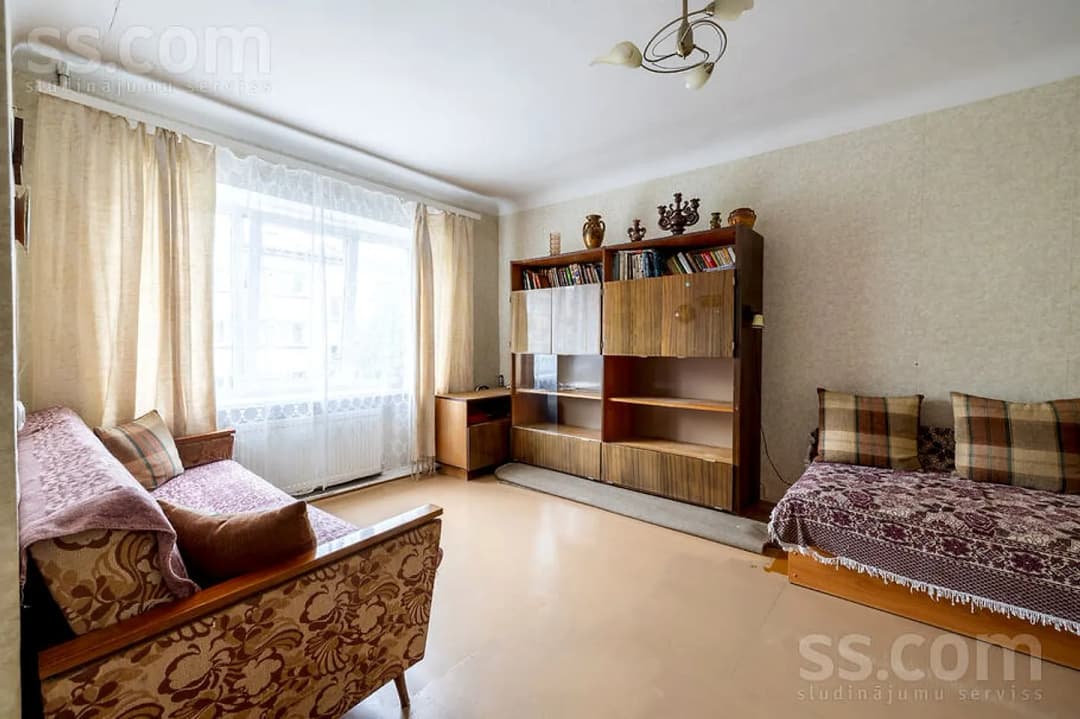 Divistabu dzīvoklis — Dārzu iela 22a