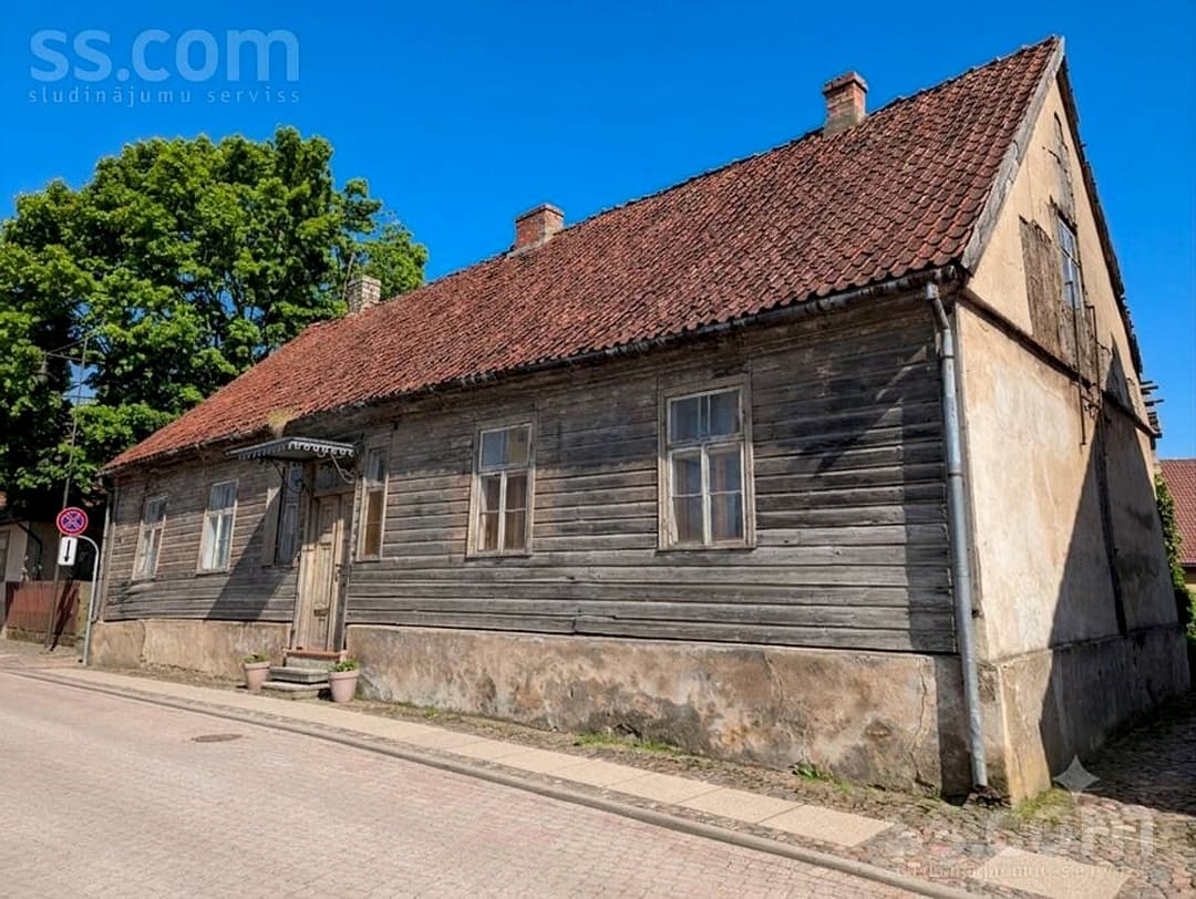 4 istabu dzīvoklis — Kalna iela 3