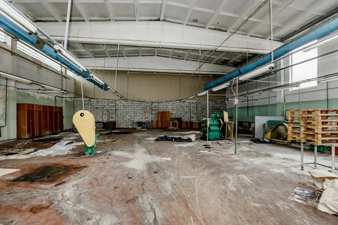 Industriālais parks Ziepniekalnā iznomā telpas bez apkures. Telpām ir nepieciešams remonts. — bilde 3