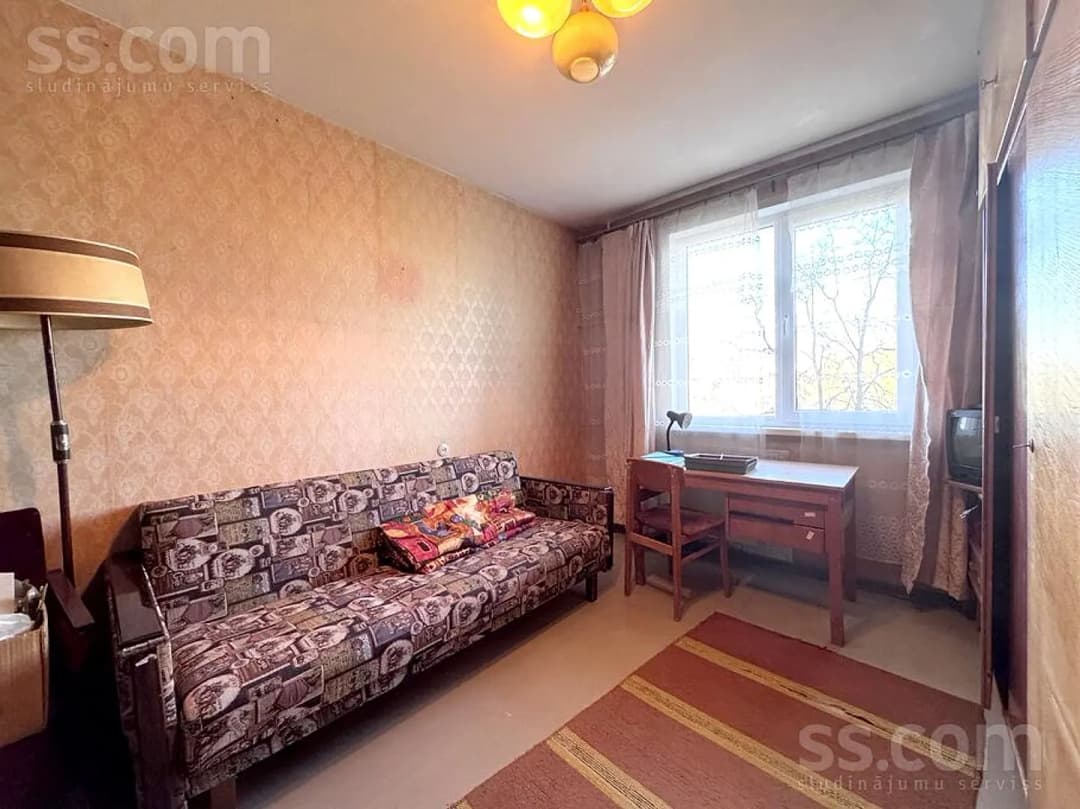 Divistabu dzīvoklis — Stirnu 35
