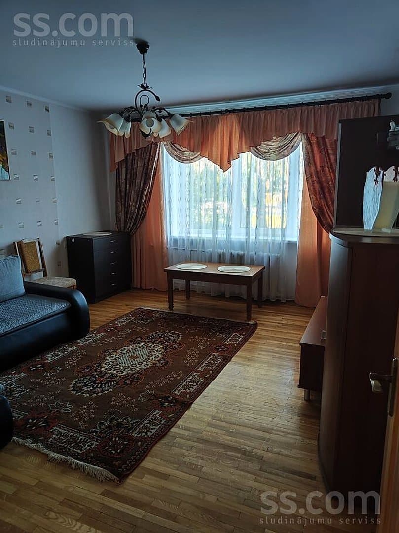Divistabu dzīvoklis — 4. līnija 111 — vēl bildes