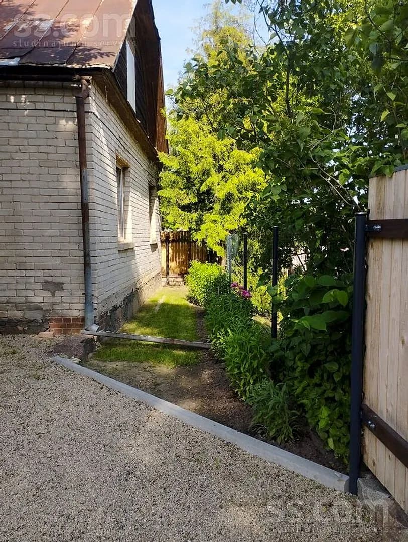 Māja — Stacijas 61 — vēl bildes