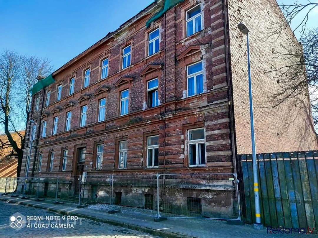Īpašums - pārdod investīciju projektu, komercplatību kopējā platība kv.m., pilsētas