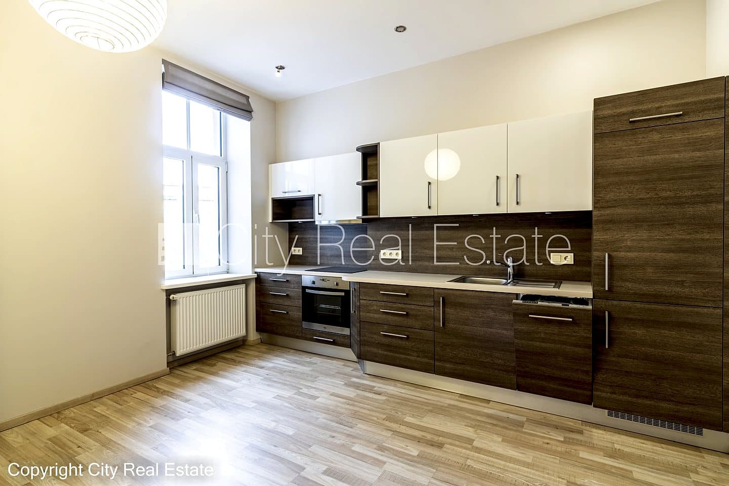 4-ist. Dzīvoklis, 141.00㎡ - Rīga, Centrs