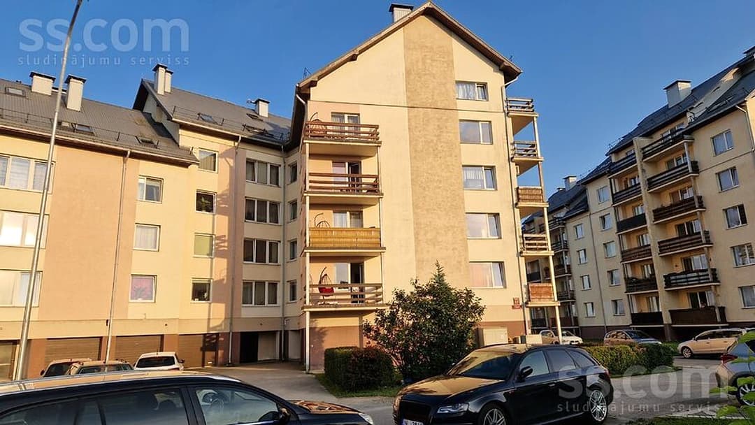 Trīsistabu dzīvoklis — Silmaļu iela 17 — bilde 2