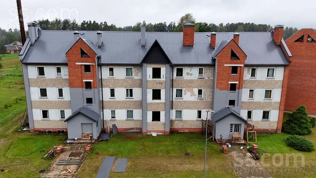 Māja — Brauni — vēl bildes