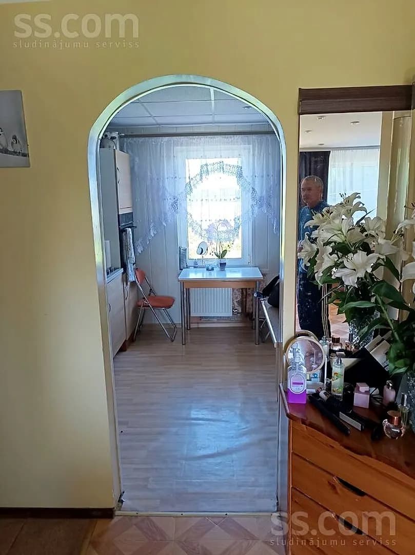4 istabu dzīvoklis — Dzērbene 29 — vēl bildes