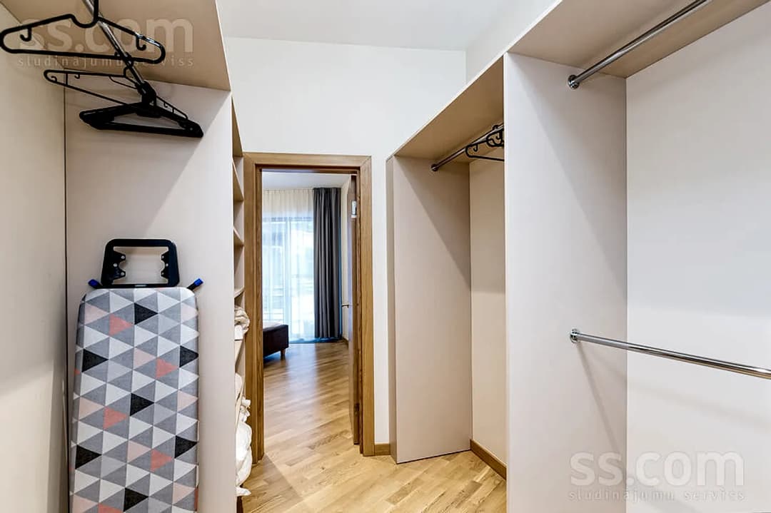 Trīsistabu dzīvoklis — Mežaparka pr. 1 — vēl bildes