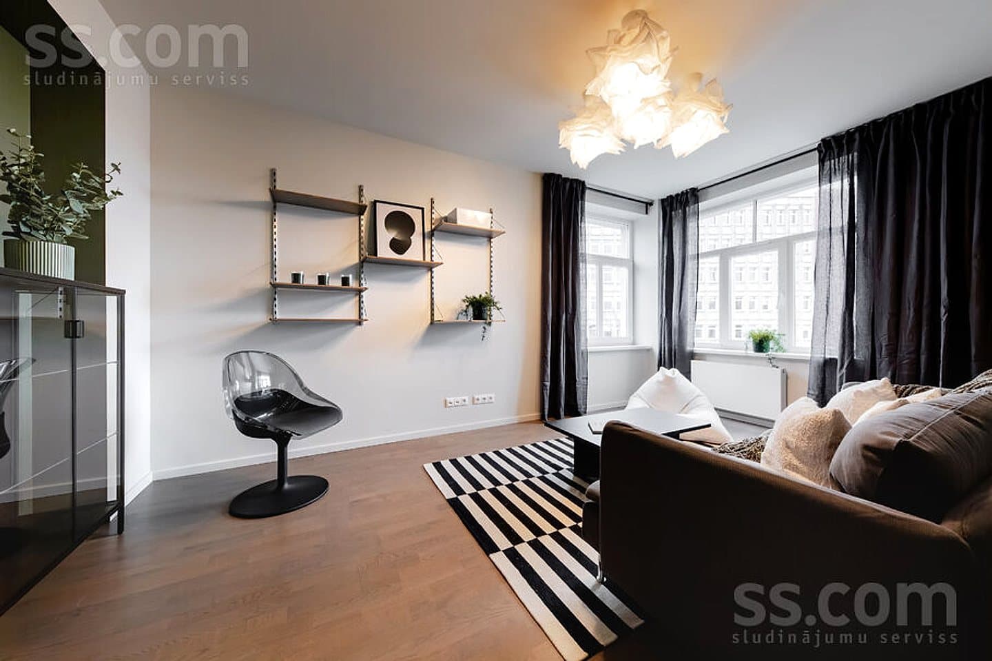 Trīsistabu dzīvoklis — Brīvības gatve 262 — bilde 2