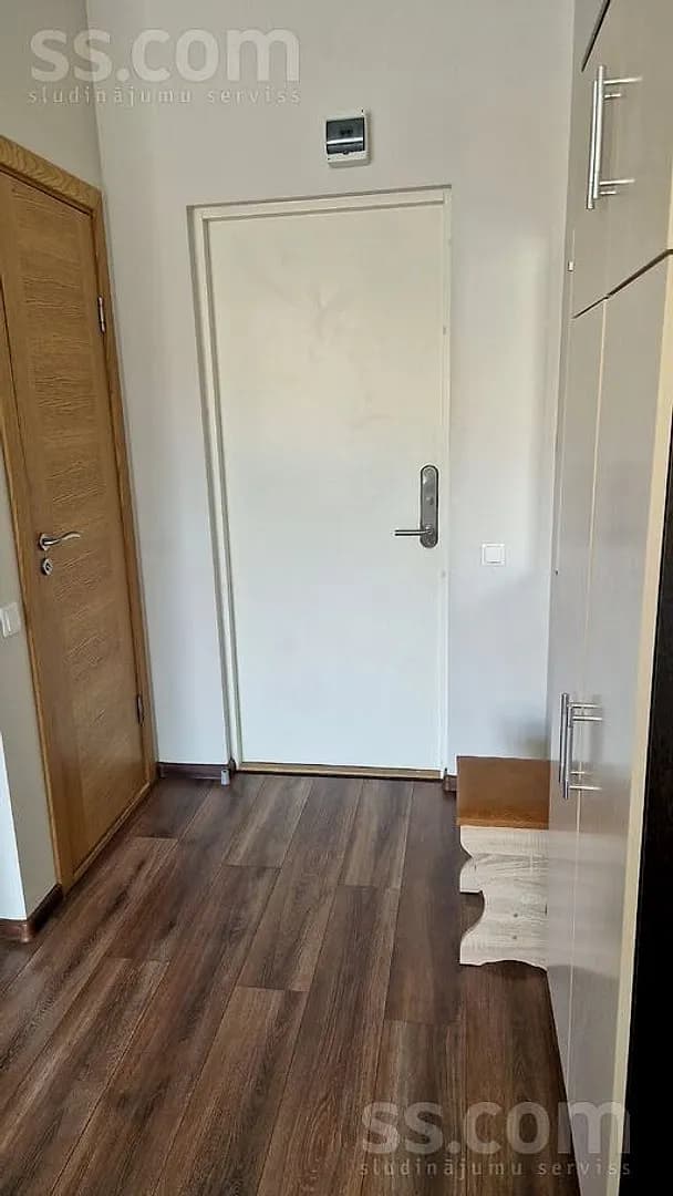 Vienistabas dzīvoklis — Pērnavas 19 — vēl bildes