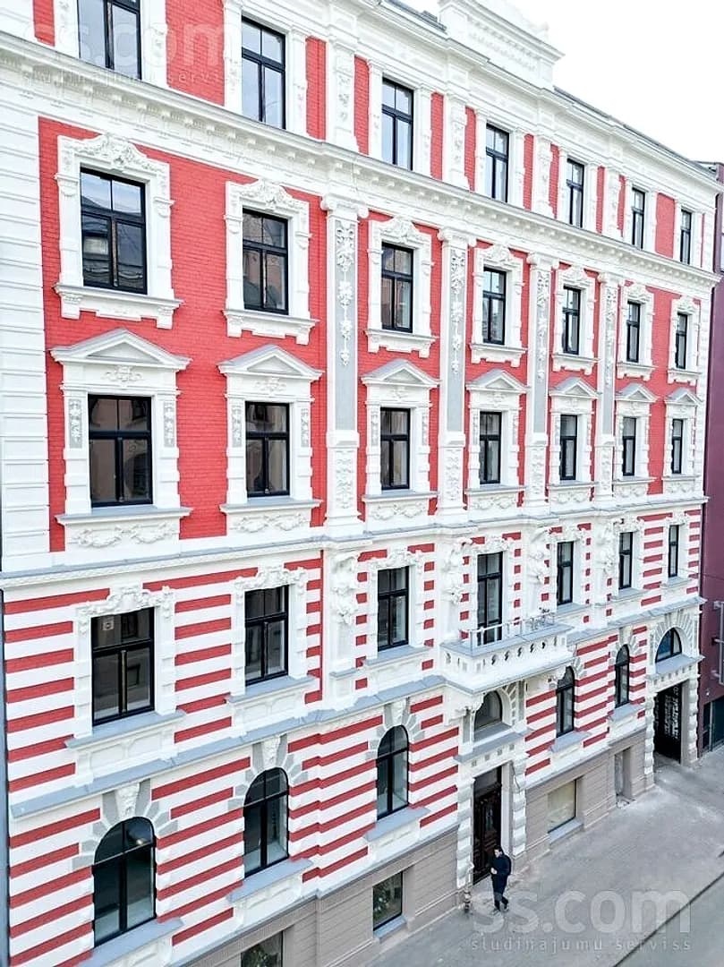 Vienistabas dzīvoklis — Lāčplēša 36